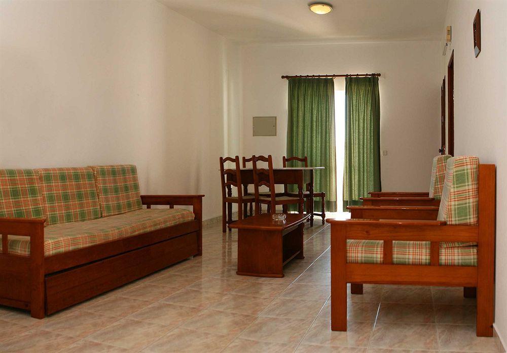 Kings Apartments Quarteira Luaran gambar