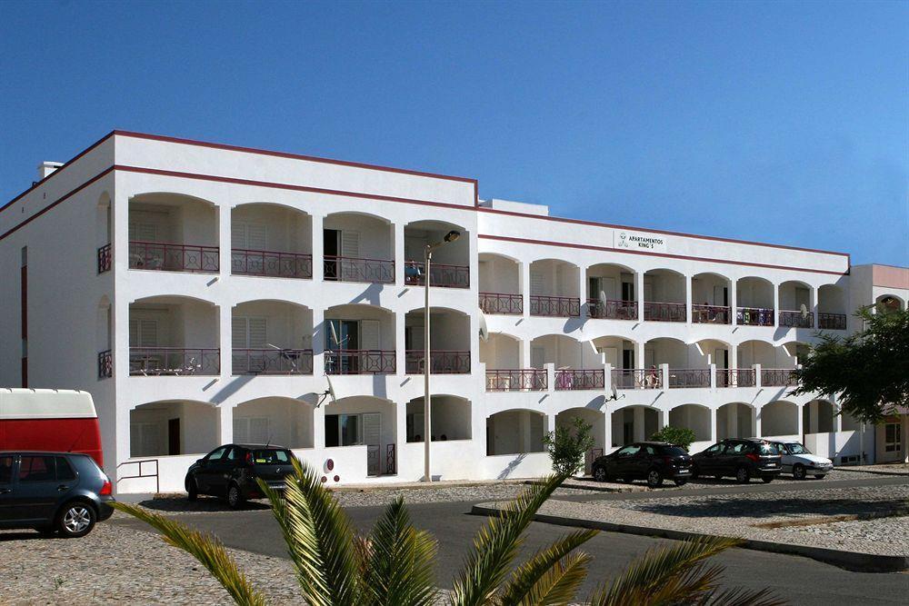 Kings Apartments Quarteira Luaran gambar