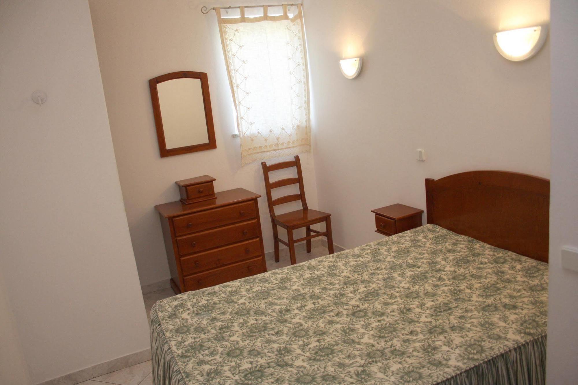 Kings Apartments Quarteira Luaran gambar